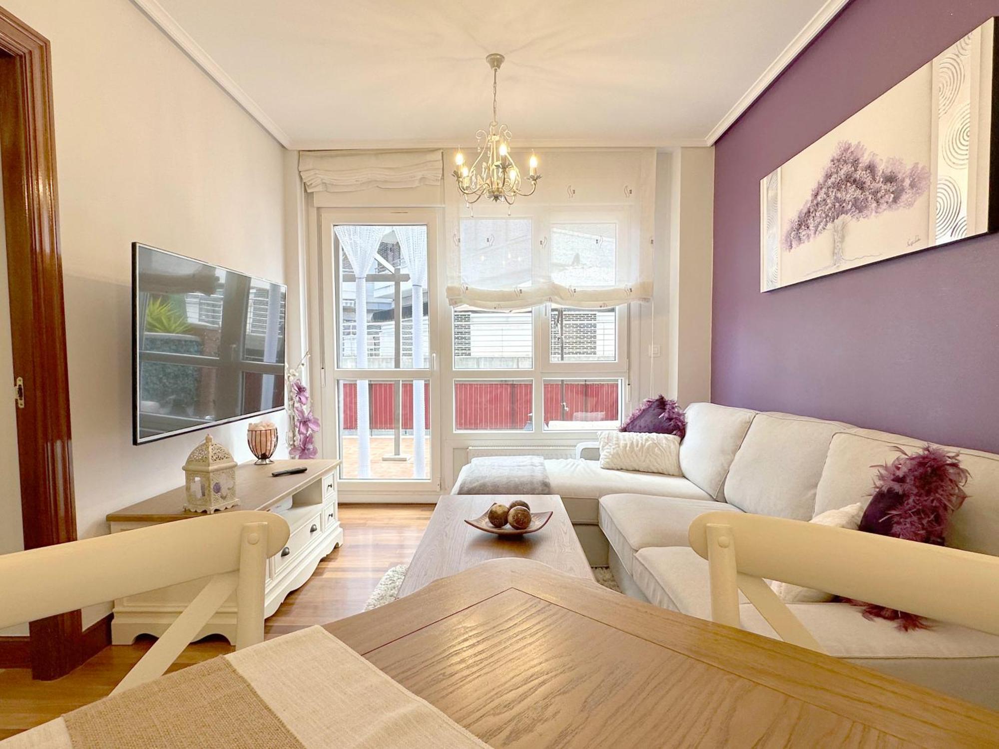 Апартаменты Apartamento Con Gran Terraza En El Centro Кастро-Урдиалес Экстерьер фото