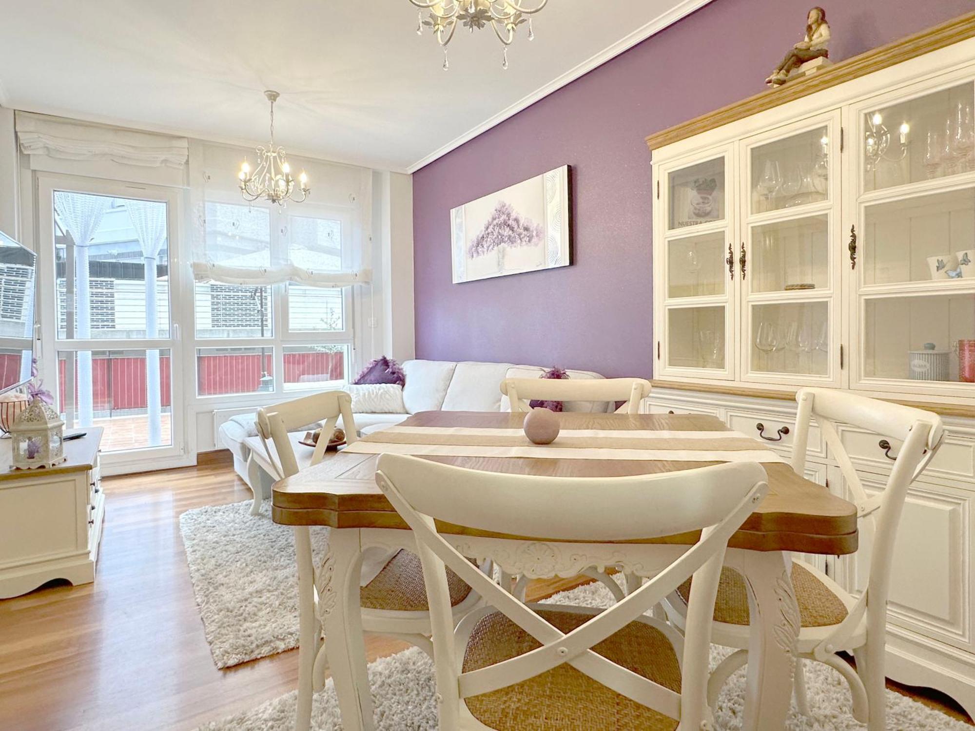 Апартаменты Apartamento Con Gran Terraza En El Centro Кастро-Урдиалес Экстерьер фото